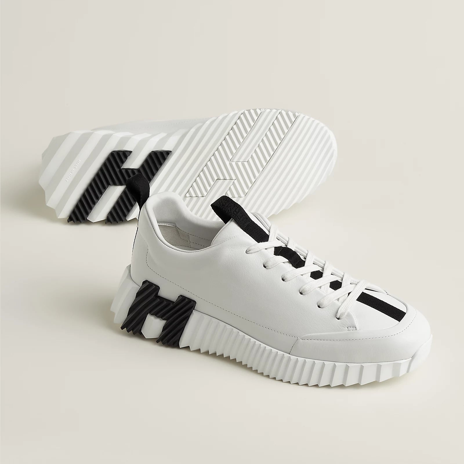 Blanc Jump Sneaker