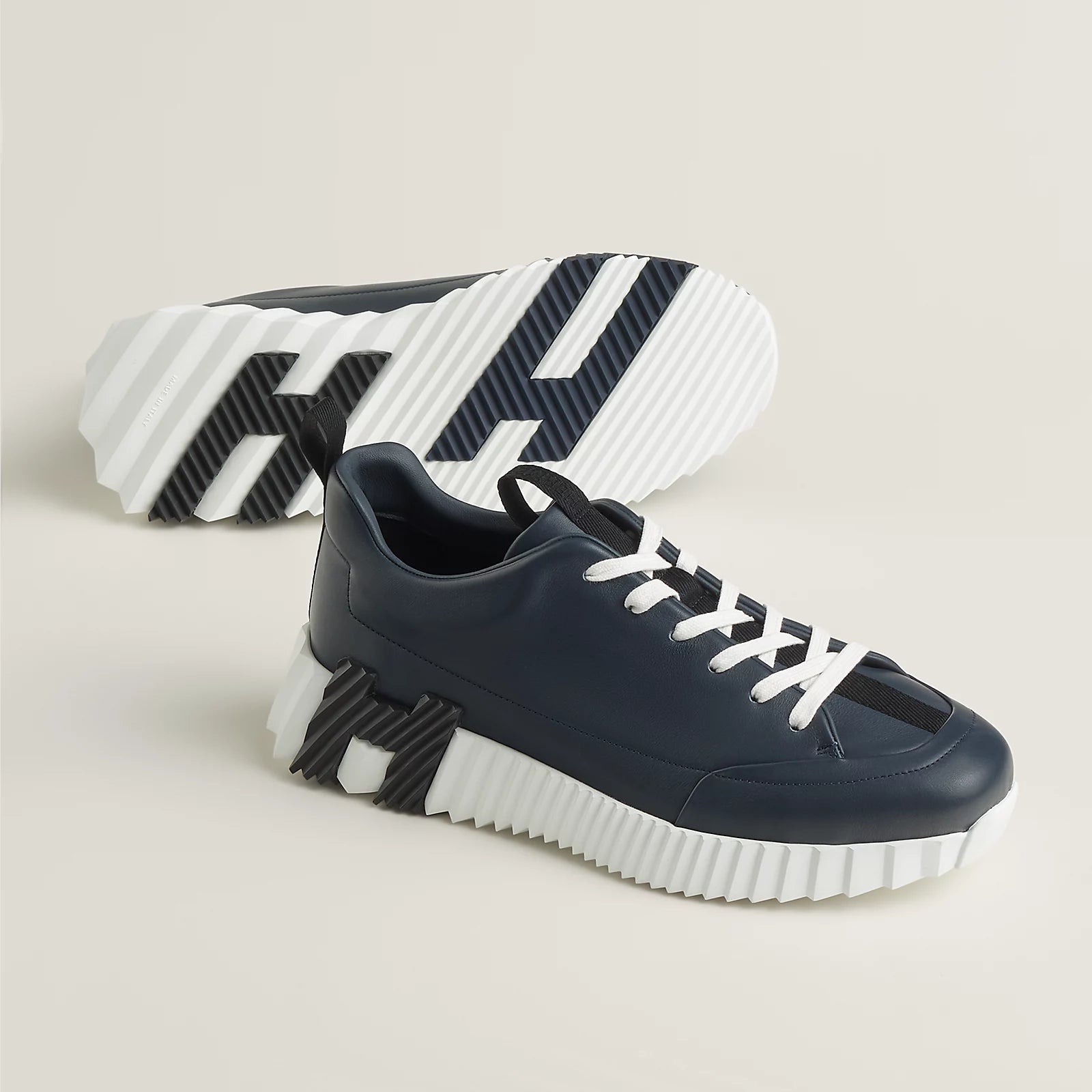 Marine Jump Sneaker