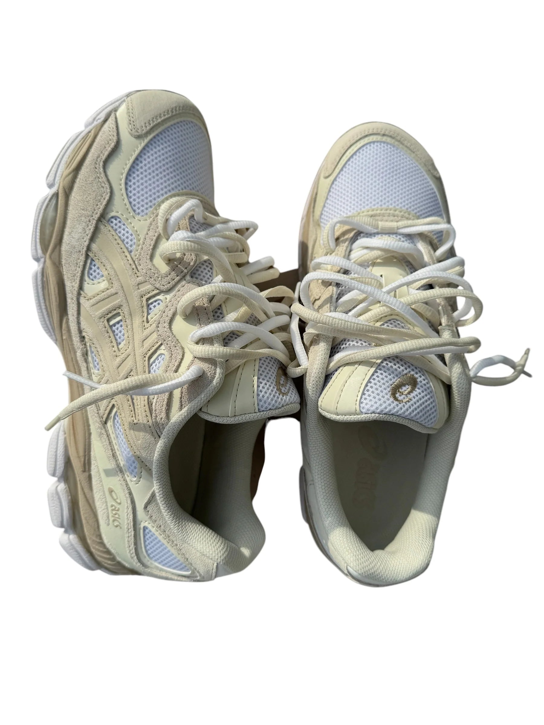 ASICS Gel-NYC
White Feather Grey