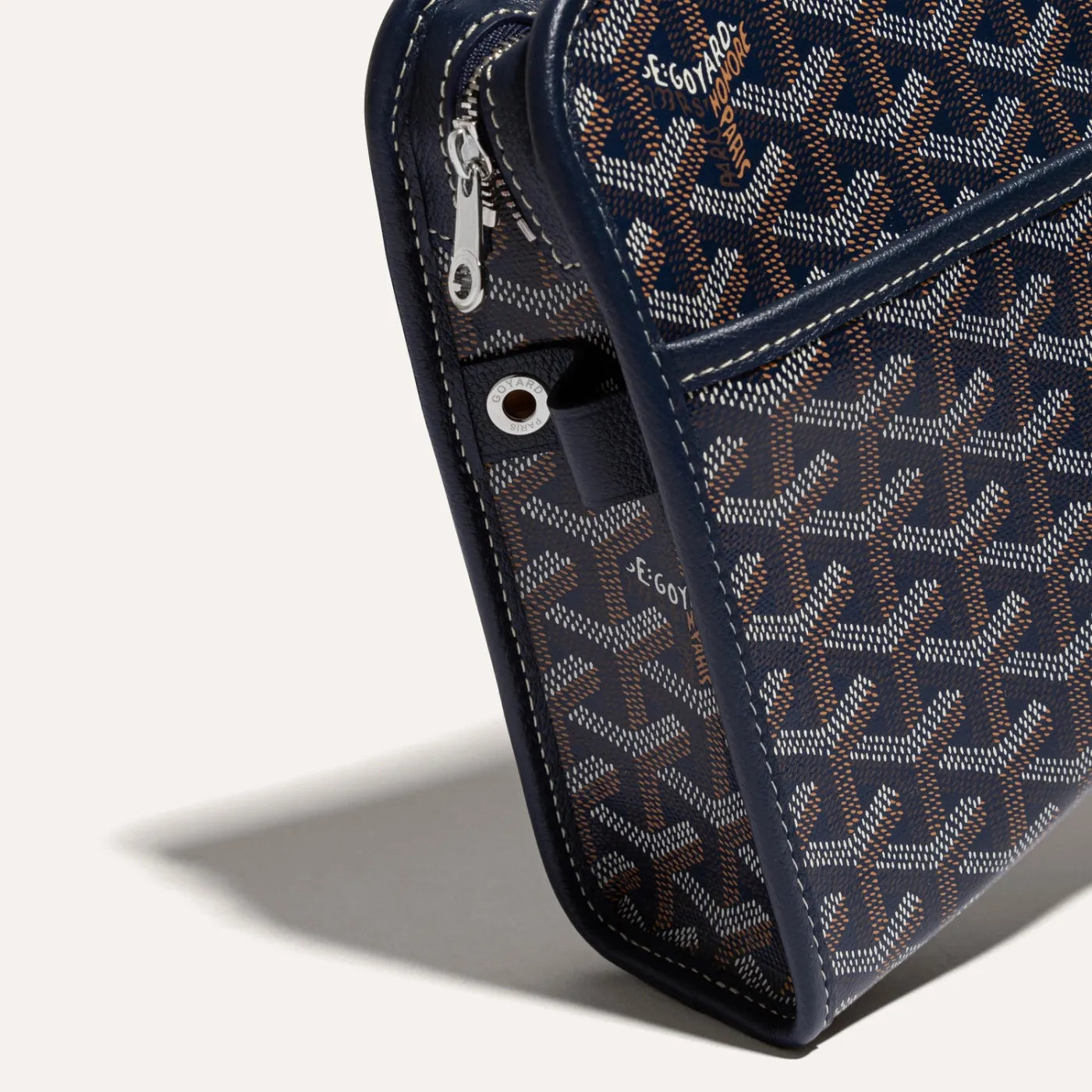 Navy Blue Jouvence MM Toiletry Bag