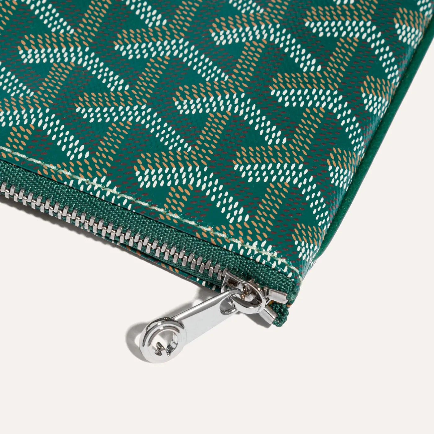 Green Senat PM Pouch