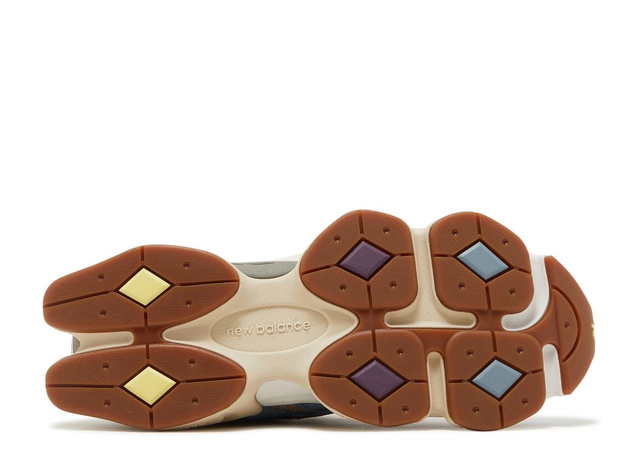 New Balance 9060
Bodega Age of Discovery lol