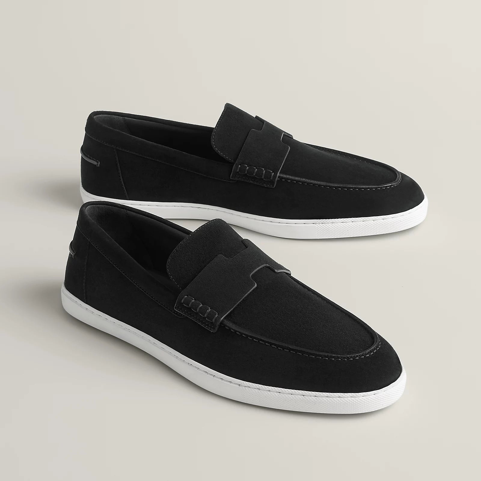 Noir Job loafer