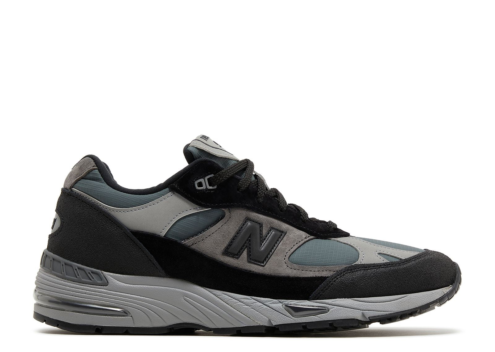 New Balance 991v1
MiUK Urban Winter Pack Black