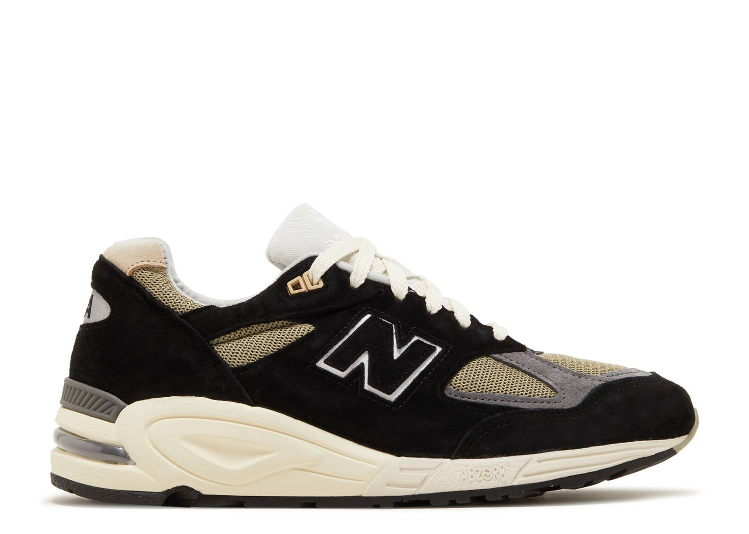 New Balance 990v2
MiUSA Teddy Santis Black True Camo