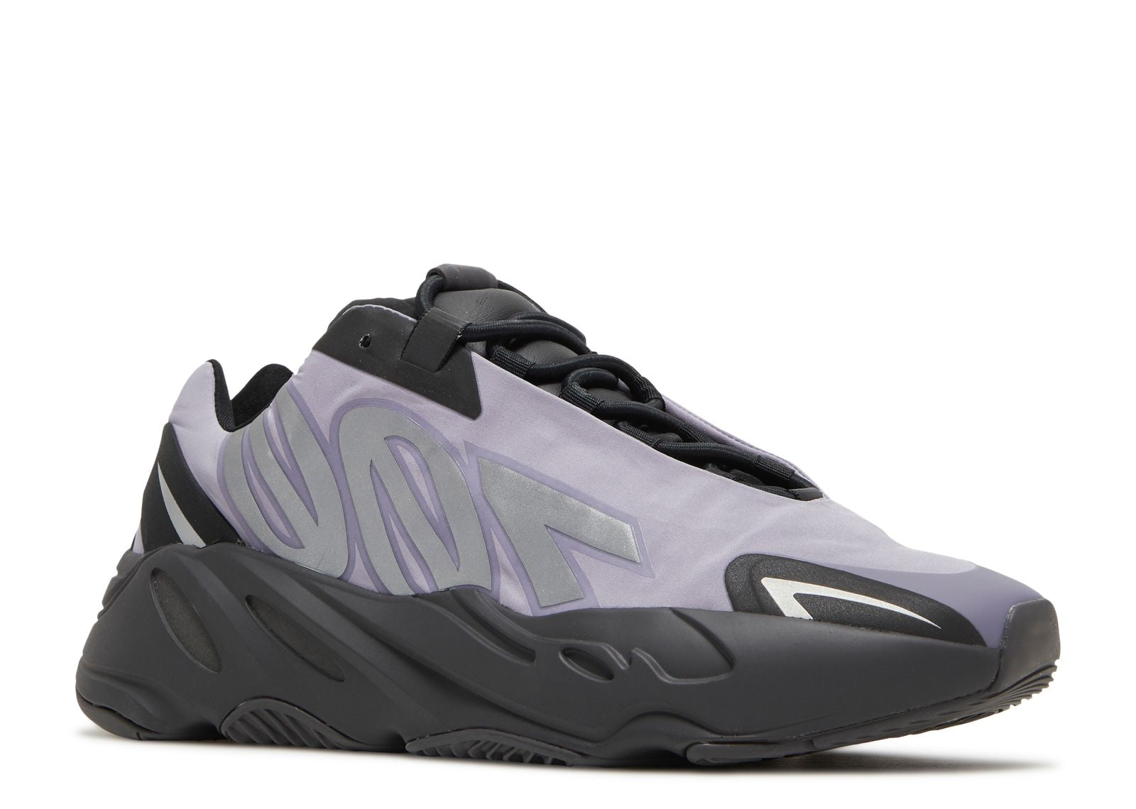 Adidas Yeezy Boost 700 MNVN
Geode