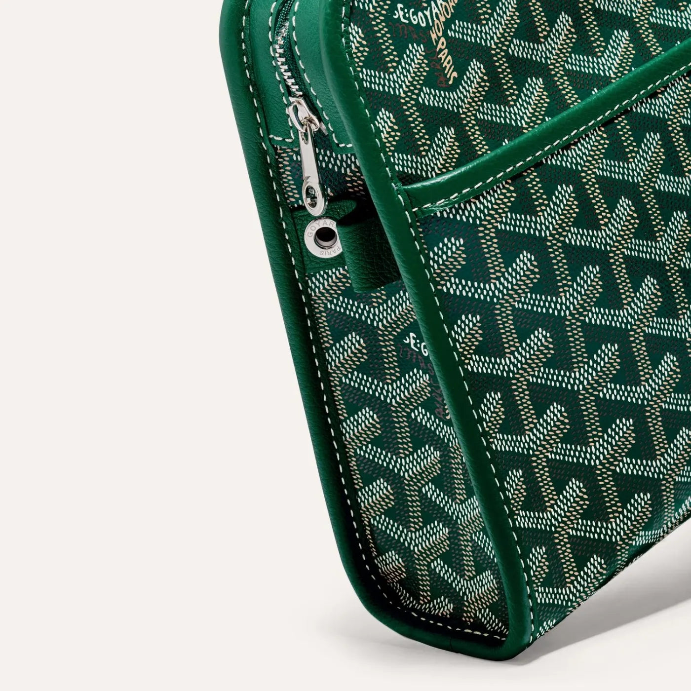 Green Jouvence MM Toiletry Bag