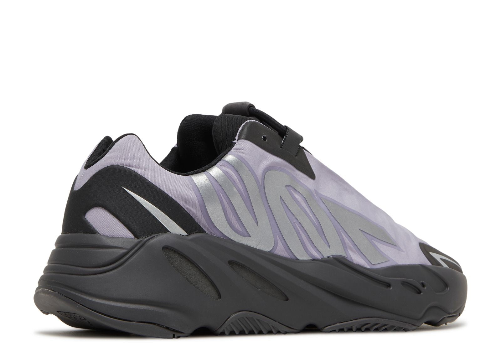 Adidas Yeezy Boost 700 MNVN
Geode