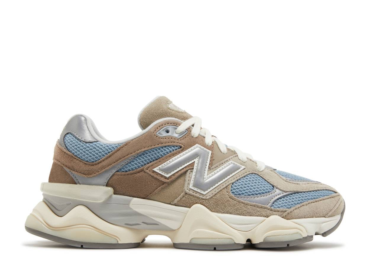 New Balance 9060
Mushroom