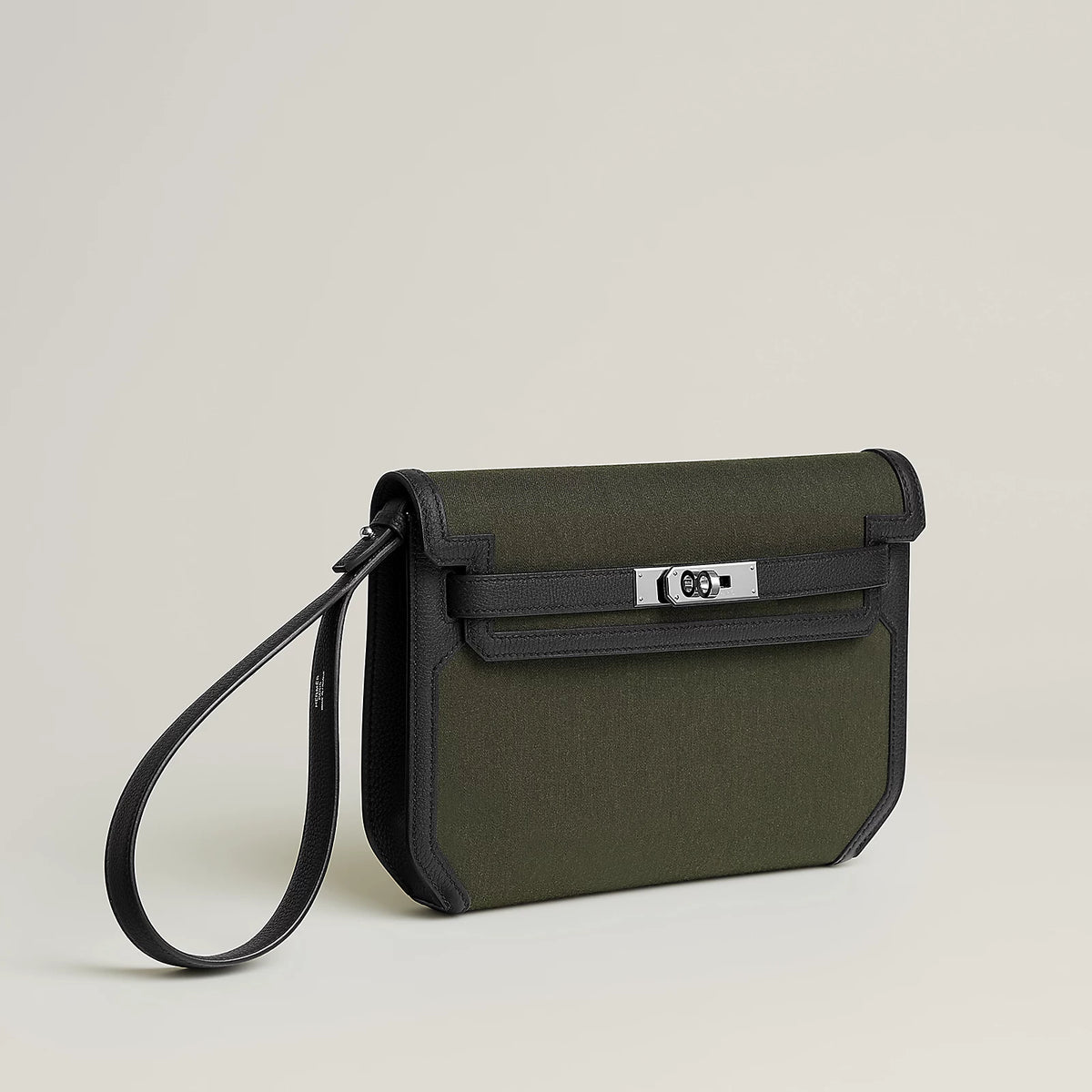 Tourbe / Noir Kelly depeches 25 pouch