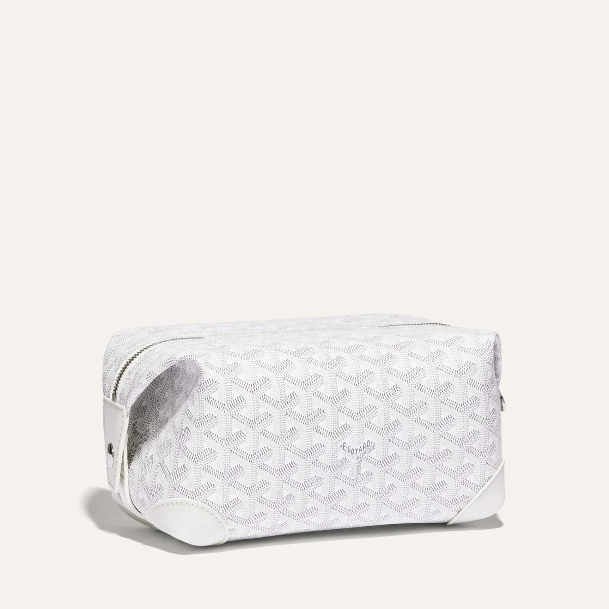 White Bowling 25 Toiletry Bag