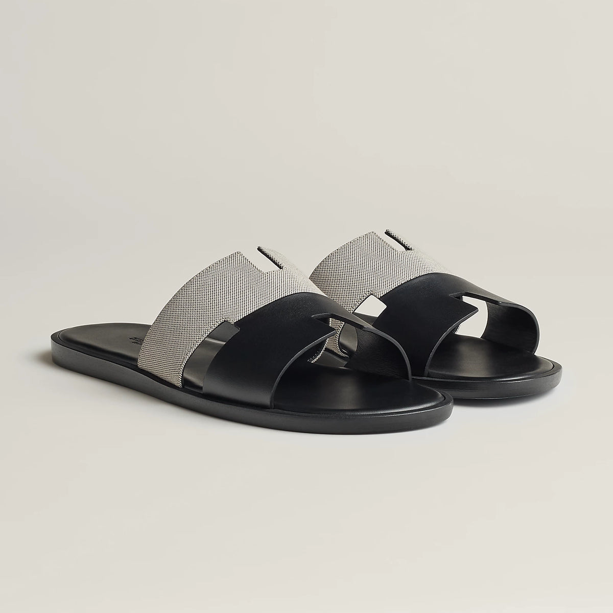 Prunoir / Noir Izmir sandal