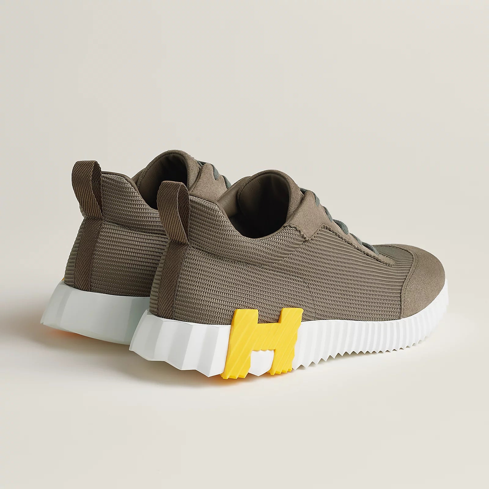 Étoupe Yellow H Bouncing sneaker