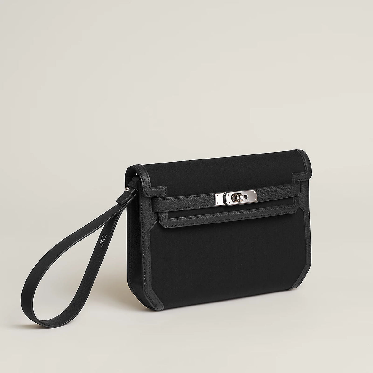 Noir / Noir Kelly depeches 25 pouch