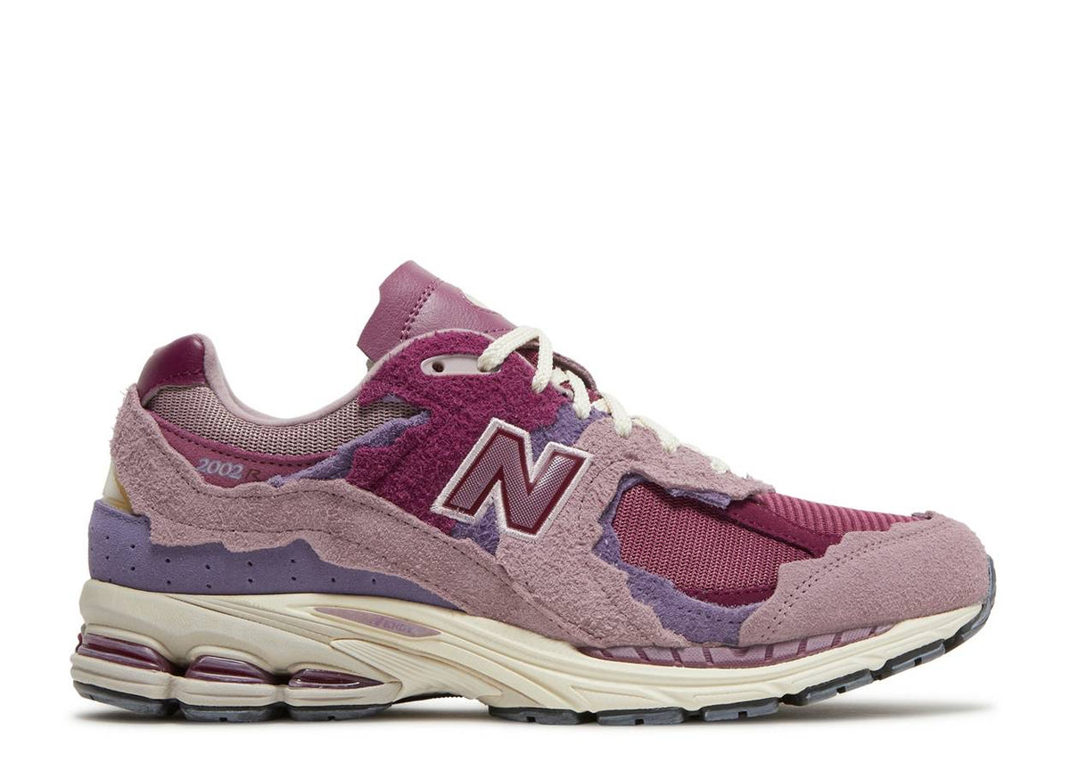 New Balance 2002R
Protection Pack Pink