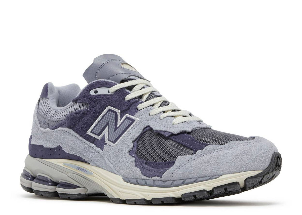 New Balance 2002R
Protection Pack Light Arctic Grey Purple